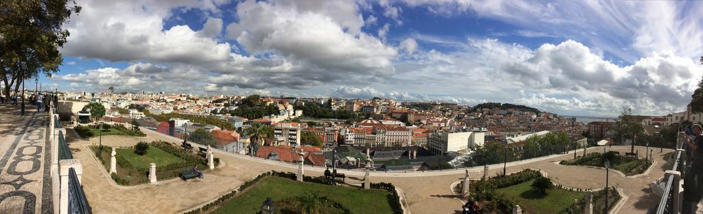 Alfama'S Nest Apartment Lisbon Luaran gambar
